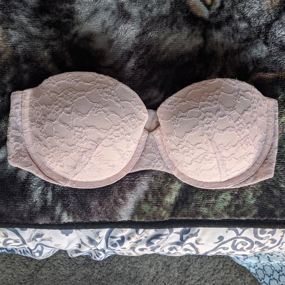 Victoria secret strapless bra